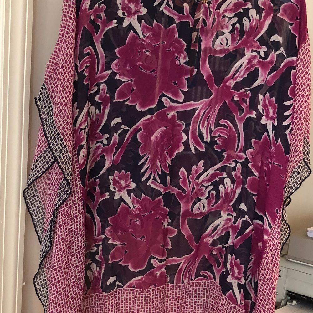Tory Burch Cover Up. 100% Silk